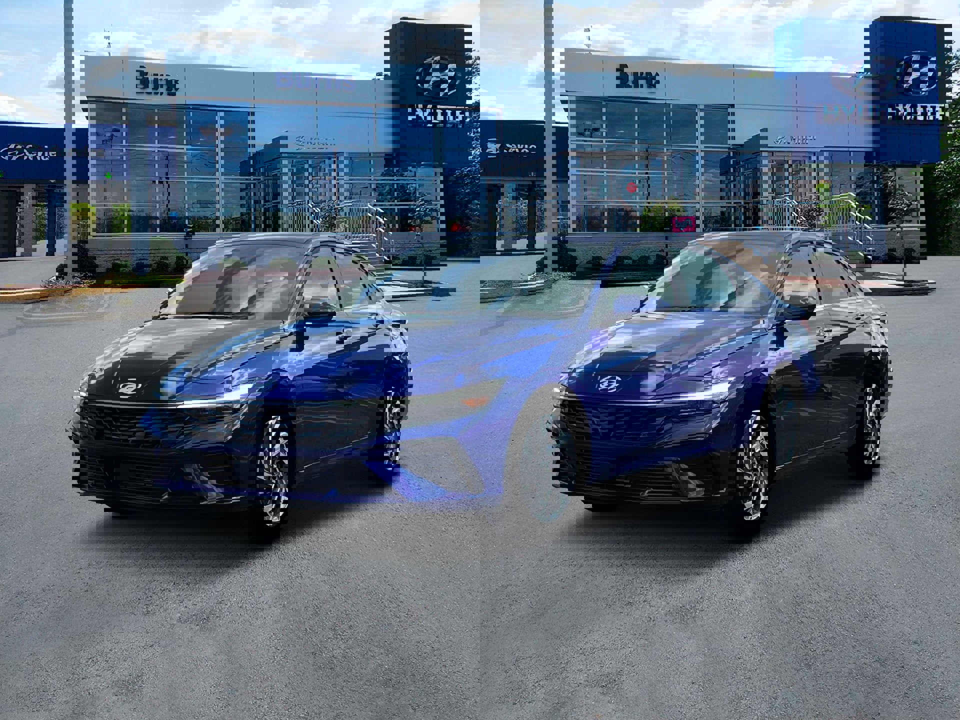 New 2025 Hyundai Elantra SEL image 1