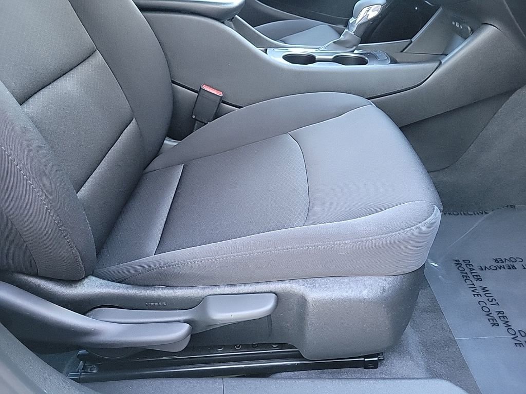 Used 2022 Chevrolet Malibu LS image 14