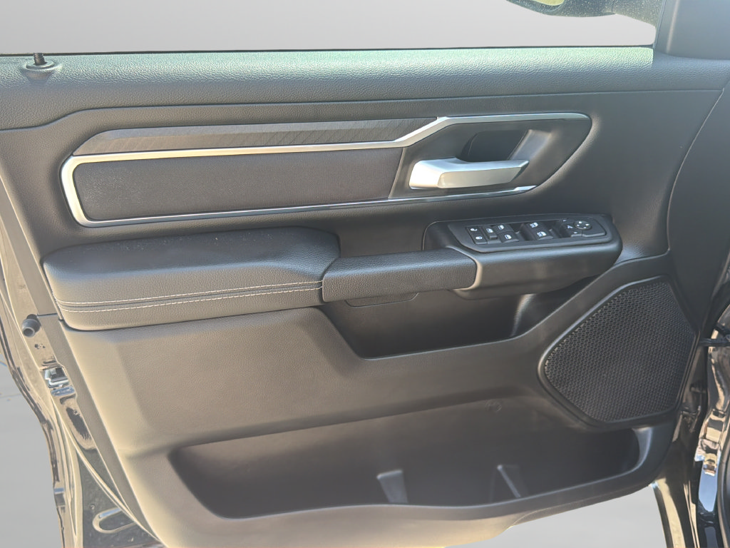Used 2025 RAM 1500 Big Horn AWD/4WD image 17
