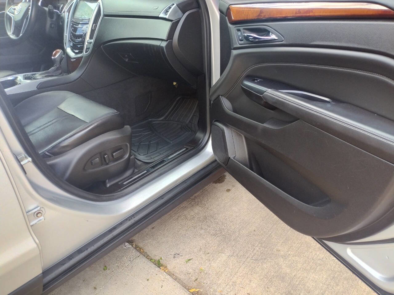 Used 2015 Cadillac SRX Premium AWD/4WD image 27