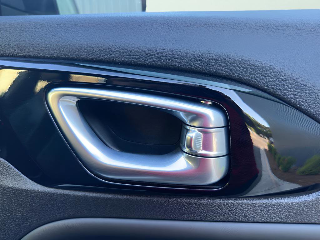 Used 2025 Jeep Compass Latitude w/ Convenience Group image 37