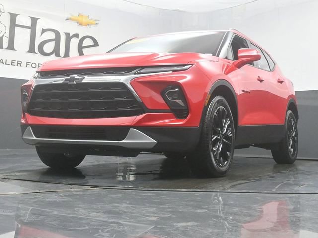 Used 2024 Chevrolet Blazer LT w/ Sound & Technology Package image 4
