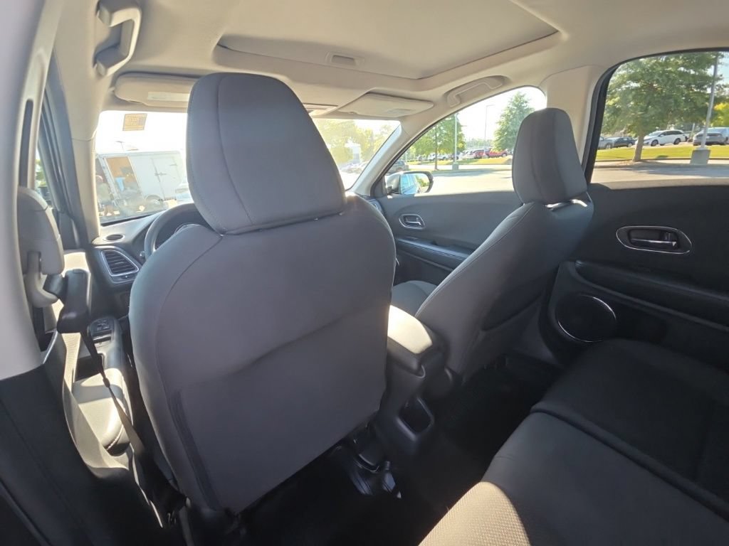 Used 2021 Honda HR-V EX image 13