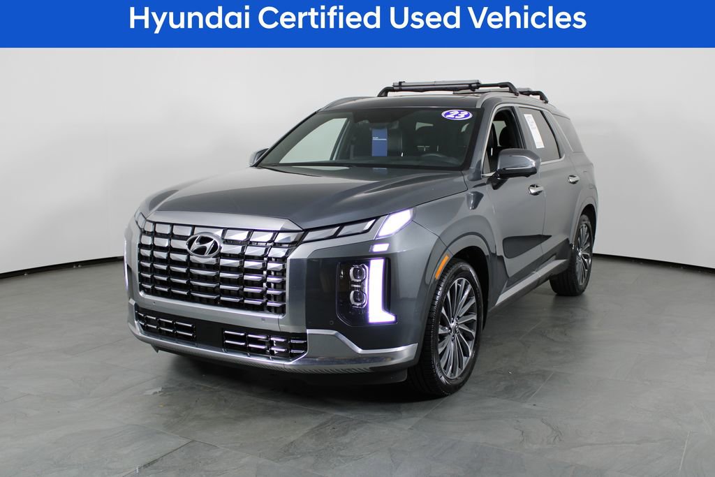 Used 2023 Hyundai Palisade Calligraphy w/ Cargo Package image 2