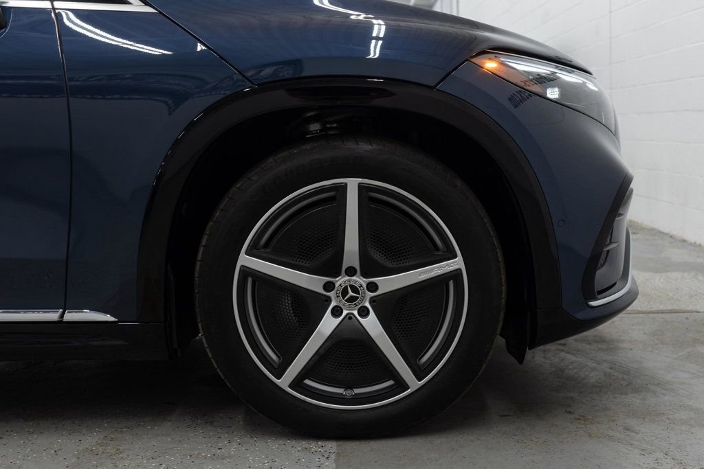 Used 2023 Mercedes-Benz EQS 450+ 4MATIC SUV w/ AMG Line Exterior Package image 43