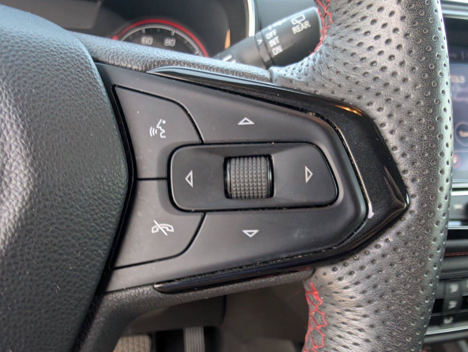 Used 2022 Chevrolet TrailBlazer RS w/ Sun and Liftgate Package FWD image 25