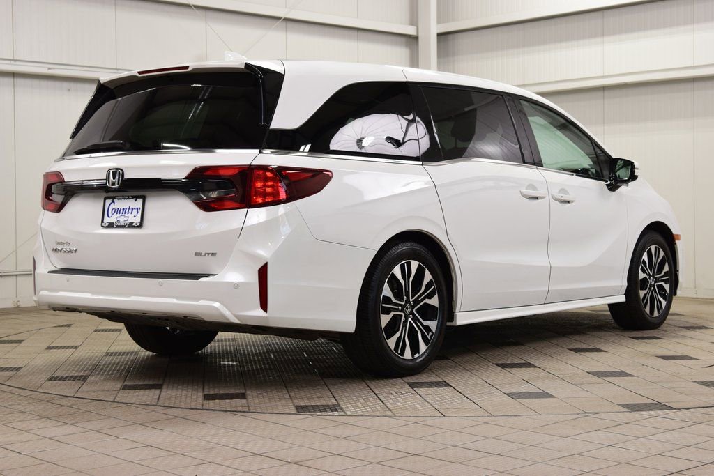 Used 2025 Honda Odyssey Elite image 8