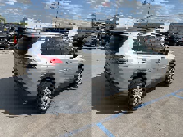 Used 2023 Toyota RAV4 LE image 21