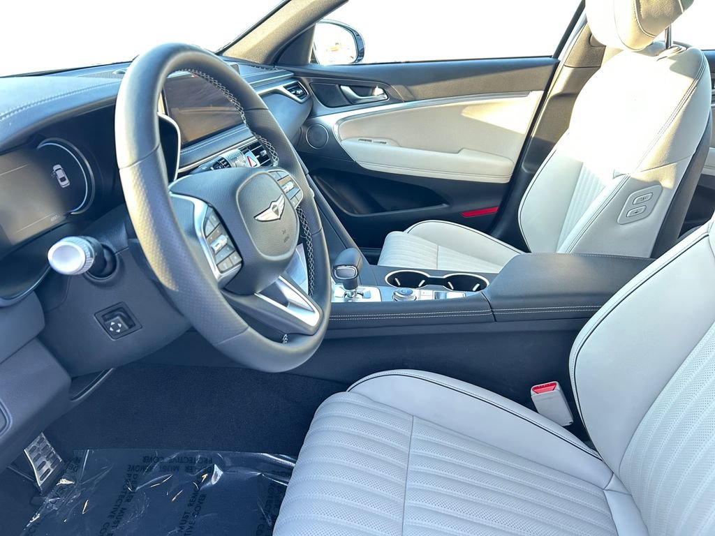 Used 2026 Genesis G70 3.3T Sport Prestige image 9