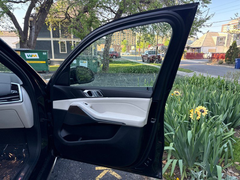 Used 2019 BMW X5 xDrive40i w/ Premium Package 2 image 13