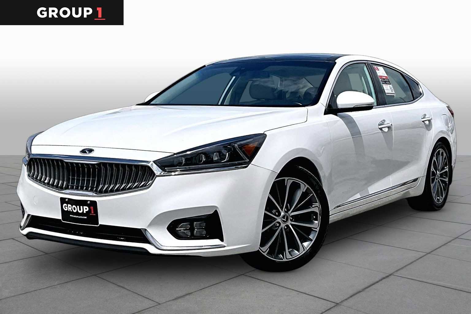 Used 2019 Kia Cadenza Technology