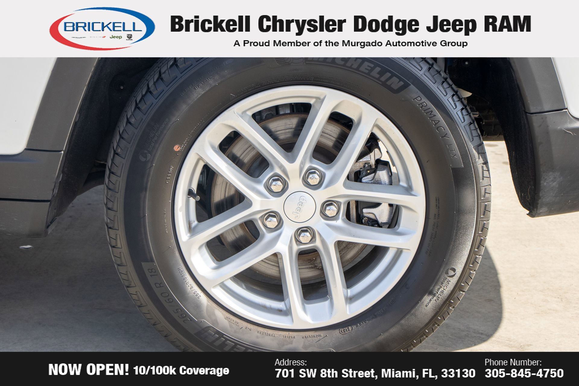 Used 2023 Jeep Grand Cherokee L Laredo image 38