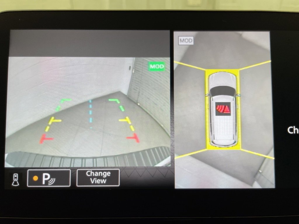 Used 2022 Nissan Armada SL w/ Captain's Chairs Package image 19