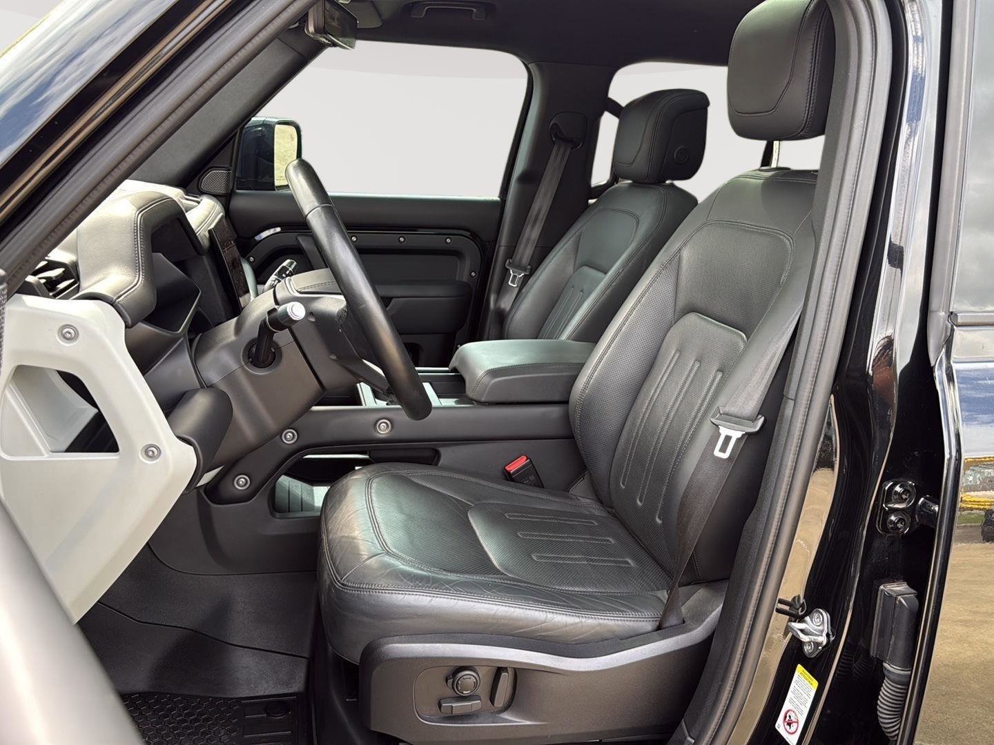 Used 2022 Land Rover Defender 110 XS Edition image 13