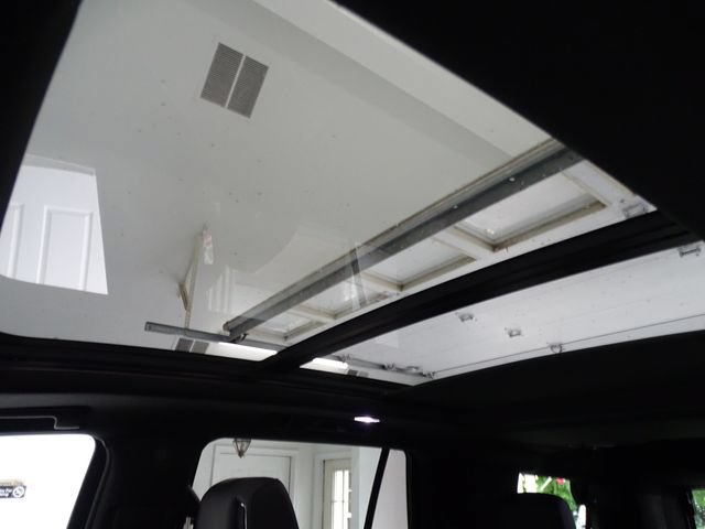 Certified 2024 Cadillac Escalade Premium Luxury w/ LPO, Floor Liner Package AWD/4WD image 13