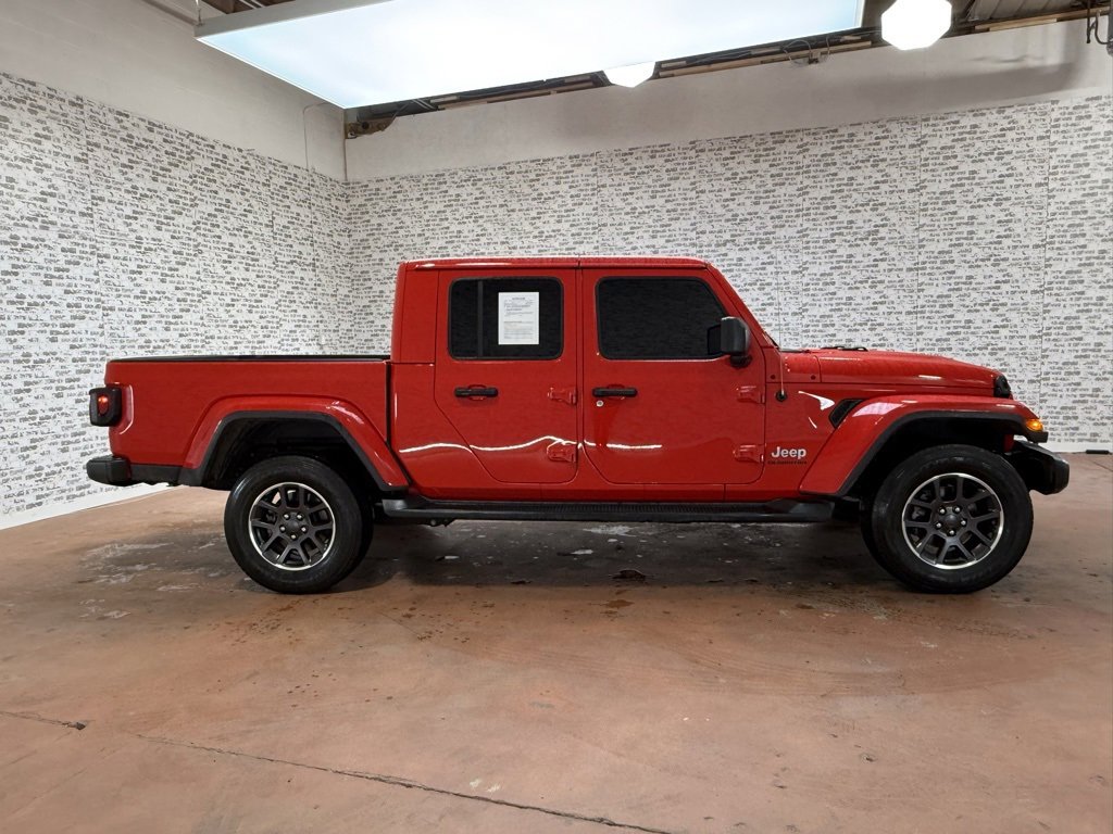 Used 2022 Jeep Gladiator Overland image 4