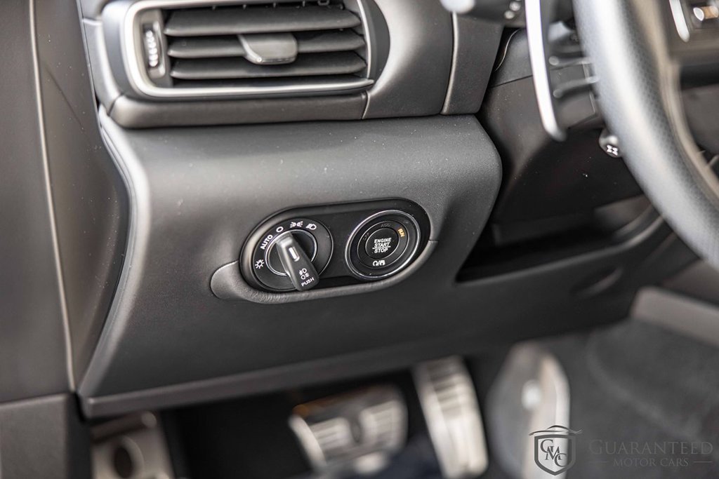 Used 2022 Maserati Levante F Tributo AWD/4WD image 22
