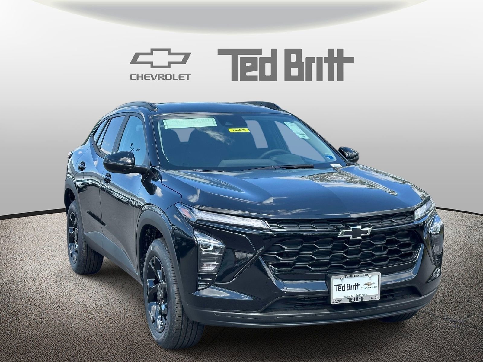 New 2026 Chevrolet Trax LT w/ Driver Confidence Package FWD image 3
