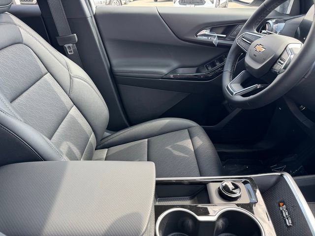 New 2026 Chevrolet Equinox LT w/ Convenience Package II image 7