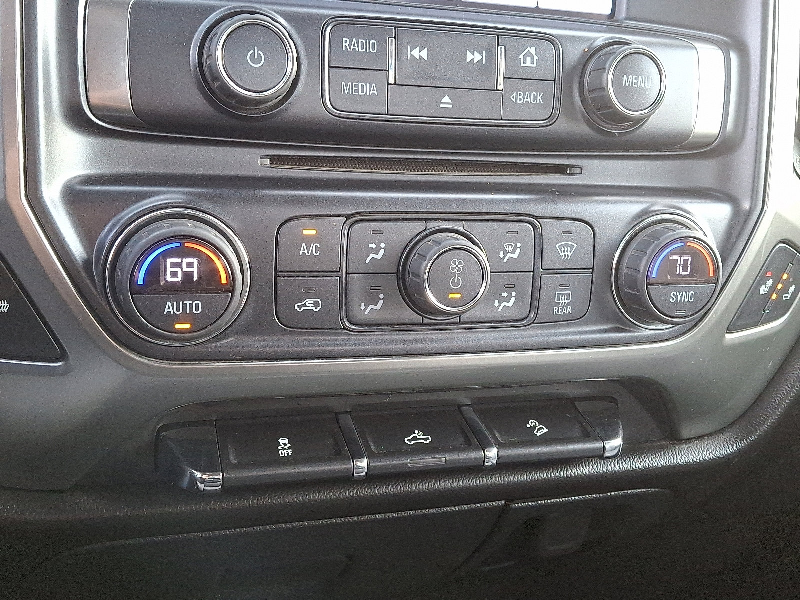 Used 2017 Chevrolet Silverado 1500 LT w/ All Star Edition image 15