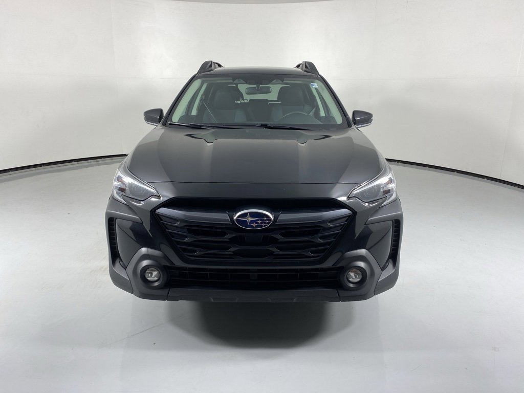 Used 2023 Subaru Outback Premium image 2