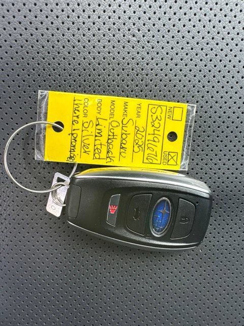 Used 2025 Subaru Outback Limited AWD/4WD image 17