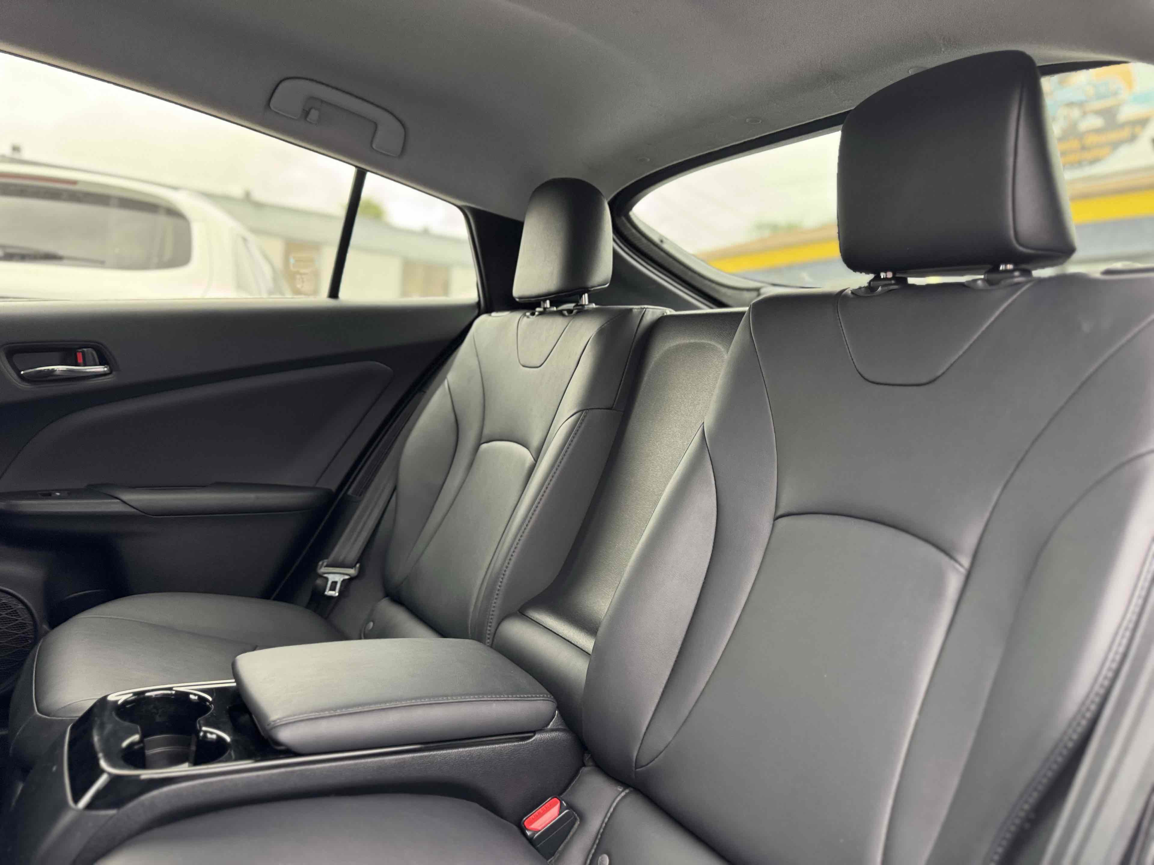 Used 2017 Toyota Prius Prime Premium w/ Carpet Mat Package image 15