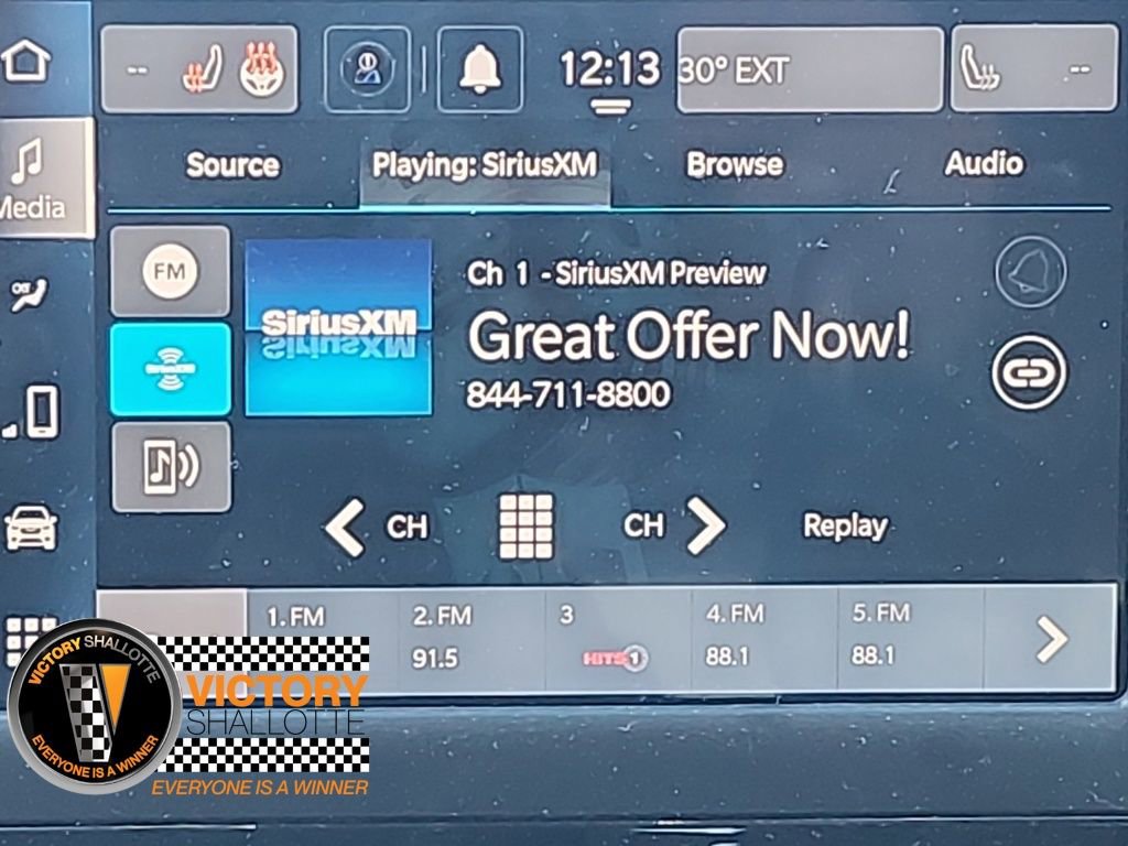 Certified 2023 Chrysler Voyager LX image 6