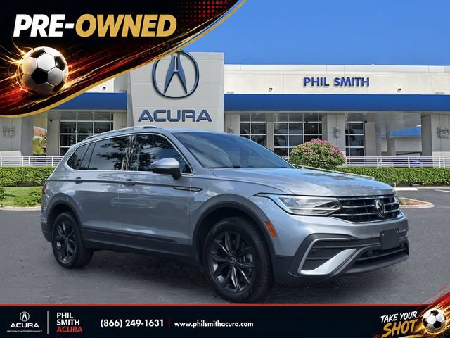 Used 2022 Volkswagen Tiguan SE w/ Panoramic Sunroof Package
