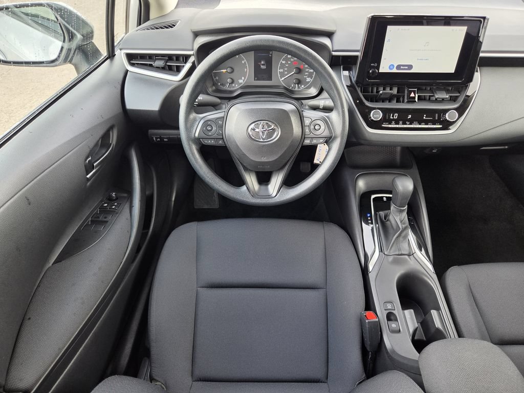 Used 2025 Toyota Corolla LE FWD image 13