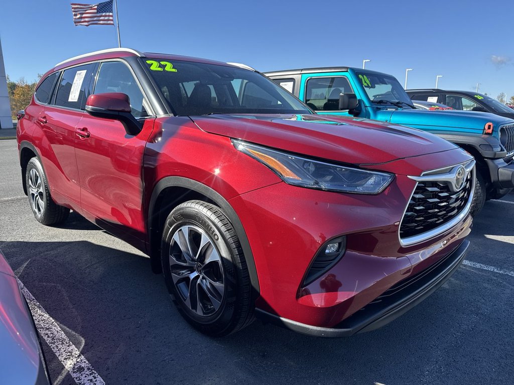 Used 2022 Toyota Highlander XLE
