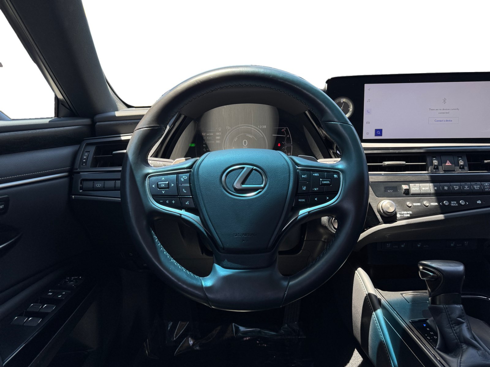 Used 2025 Lexus ES 300h w/ Premium Package FWD image 12