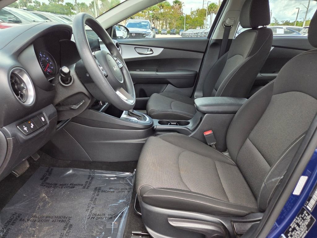 Used 2022 Kia Forte LXS w/ LXS Technology Package image 21