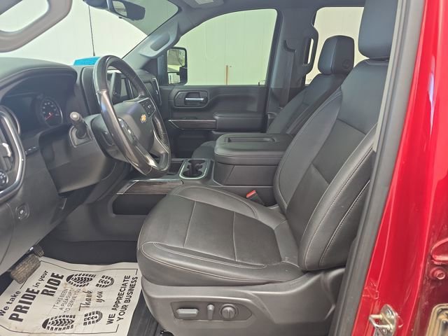 Used 2022 Chevrolet Silverado 3500 LTZ w/ LTZ Plus Package image 9
