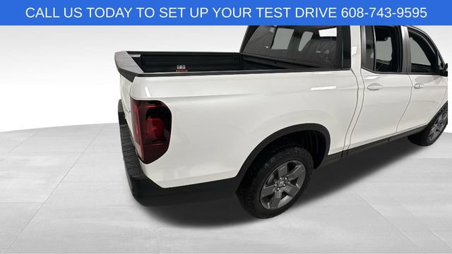 Used 2024 Honda Ridgeline TrailSport image 3