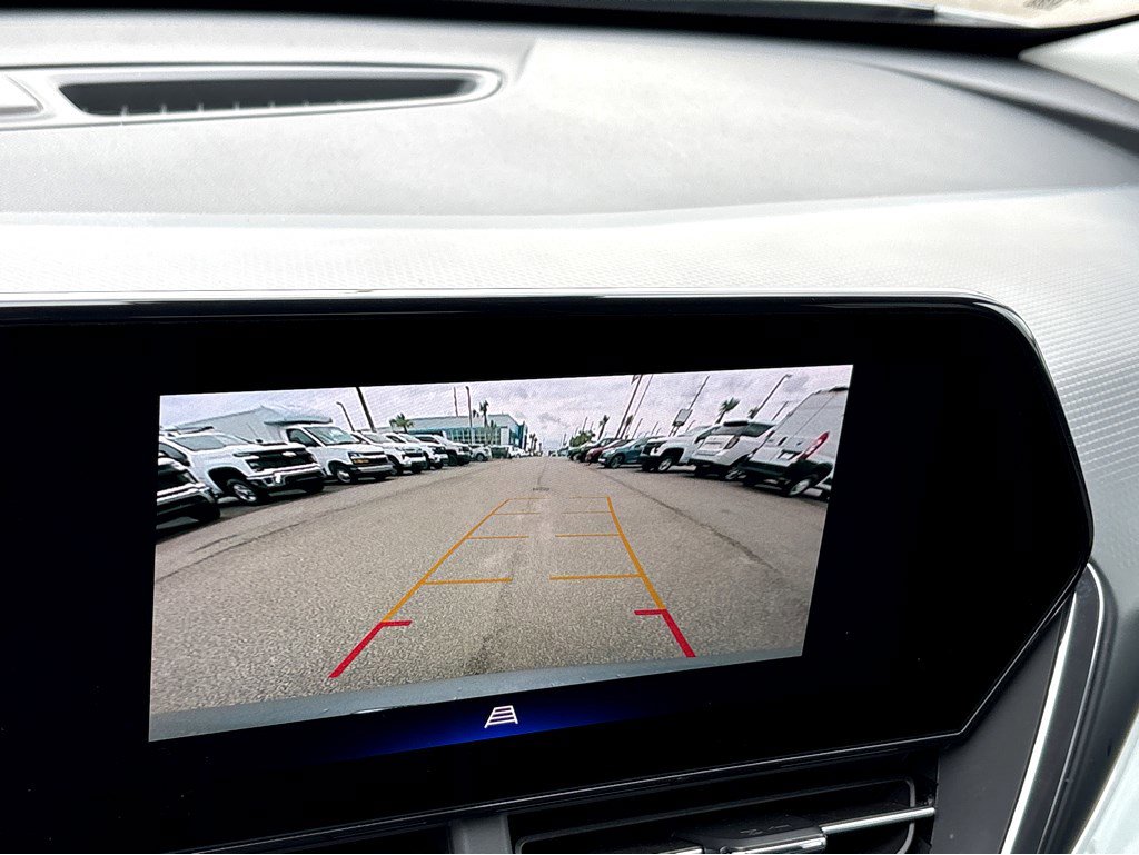 Used 2025 Chevrolet Trax LT FWD image 27