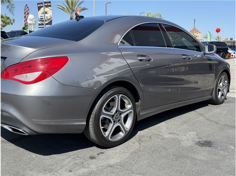 Used 2018 Mercedes-Benz CLA 250 image 42