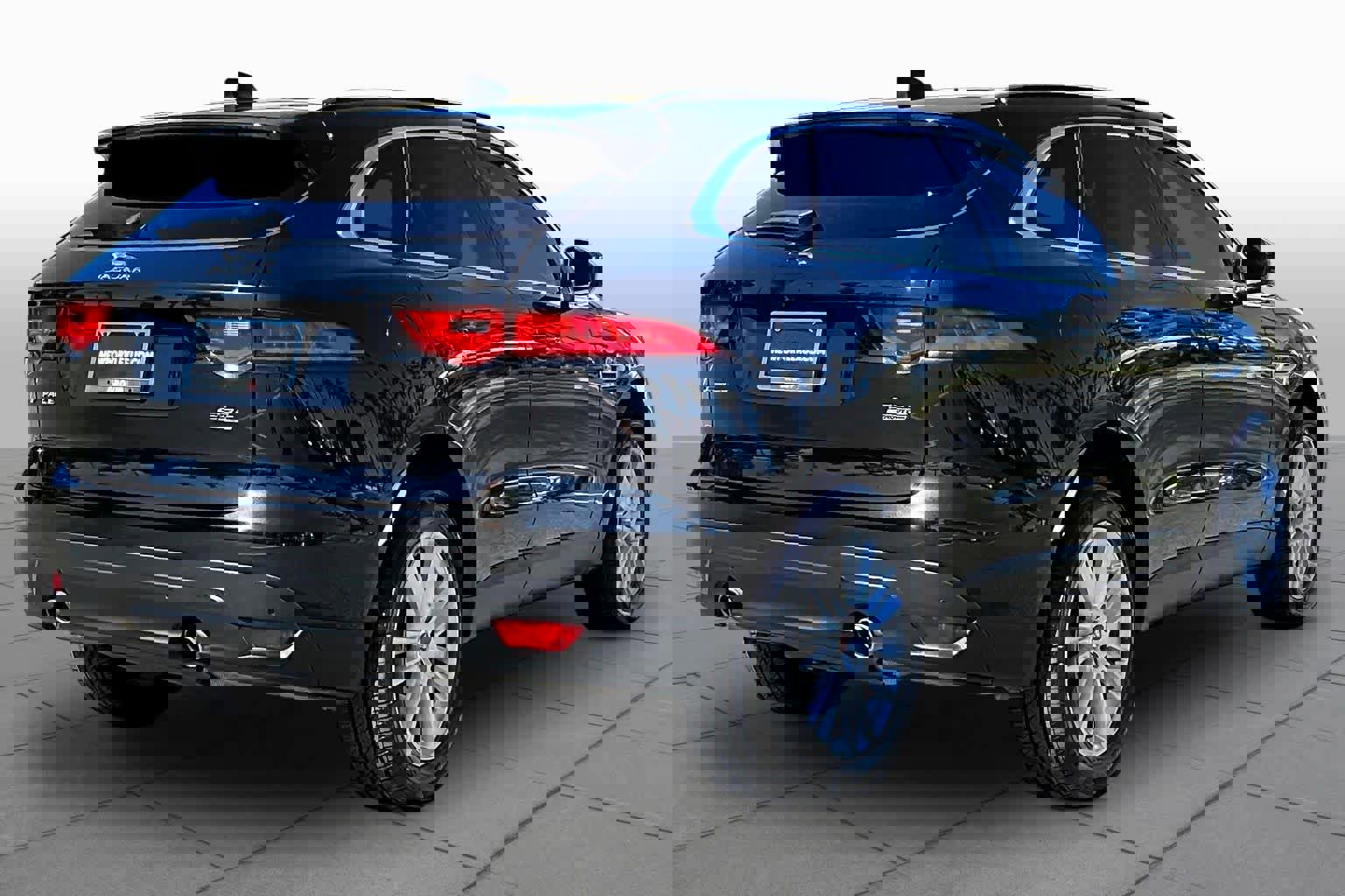 Used 2020 Jaguar F-PACE Prestige image 12