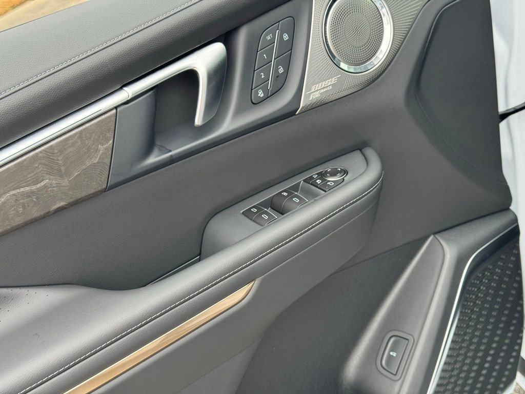 New 2026 Buick Enclave Avenir w/ Super Cruise Package image 19