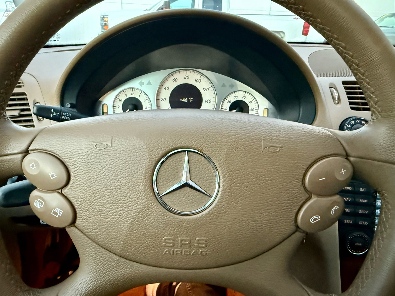 Used 2008 Mercedes-Benz E 350 Luxury image 34