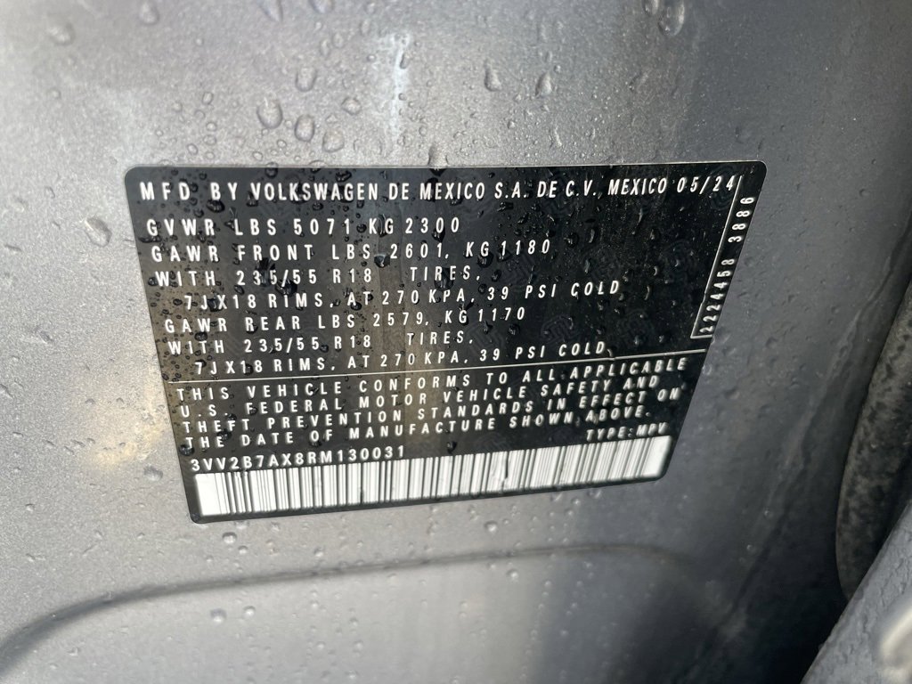 Used 2024 Volkswagen Tiguan SE image 55