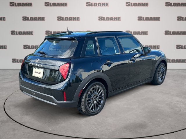 Used 2026 MINI Cooper 4-Door Hardtop FWD image 5