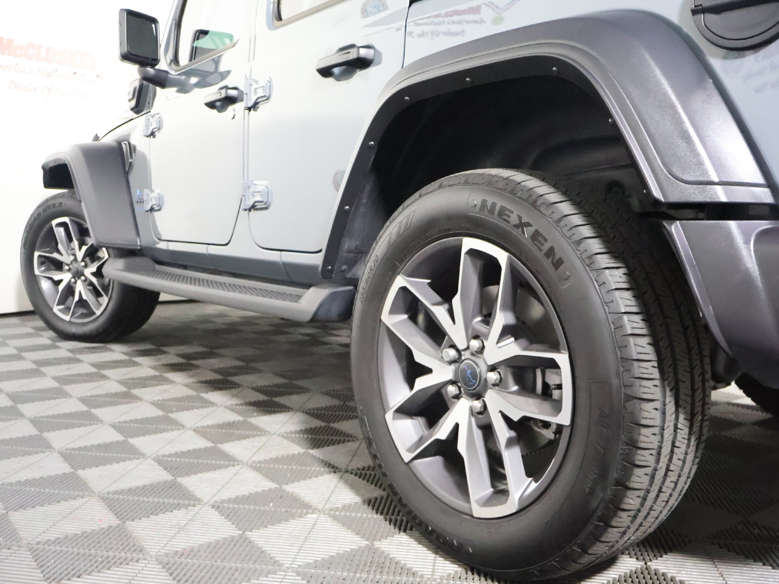 Used 2025 Jeep Wrangler Unlimited Sport S 4xe w/ Convenience Group AWD/4WD image 11