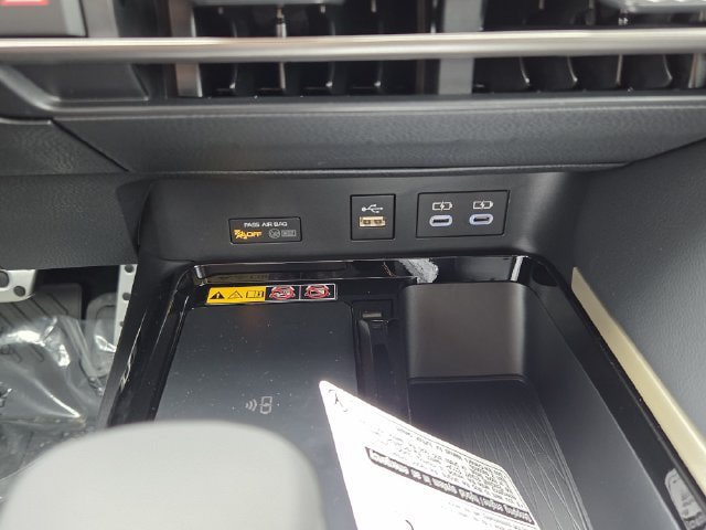 New 2026 Toyota Camry XSE FWD image 28