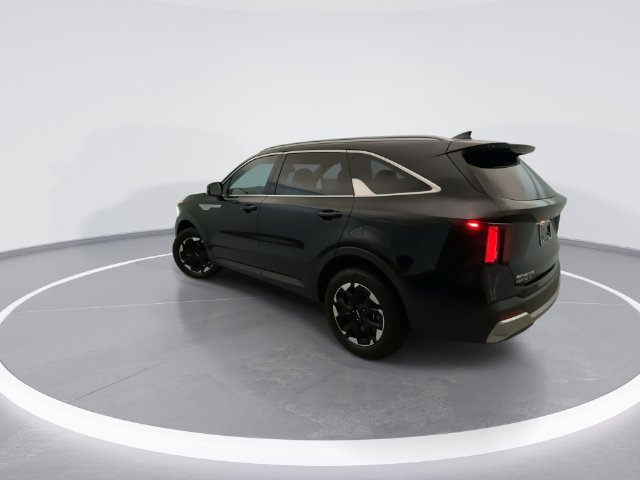 Used 2024 Kia Sorento S AWD/4WD image 4