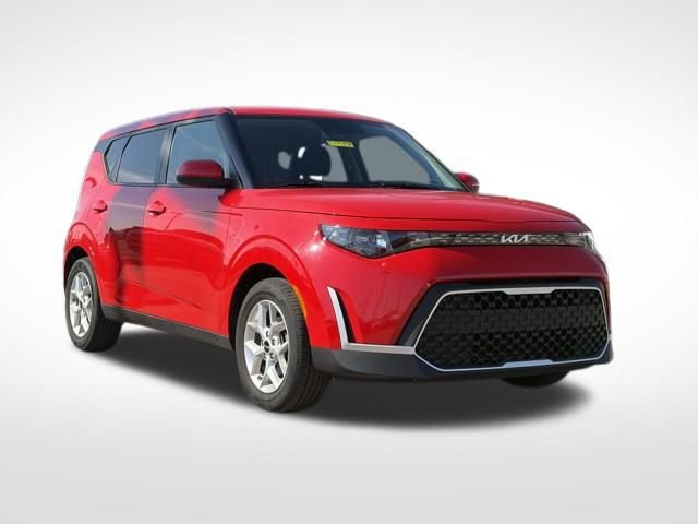 Used 2023 Kia Soul LX w/ LX Technology Package