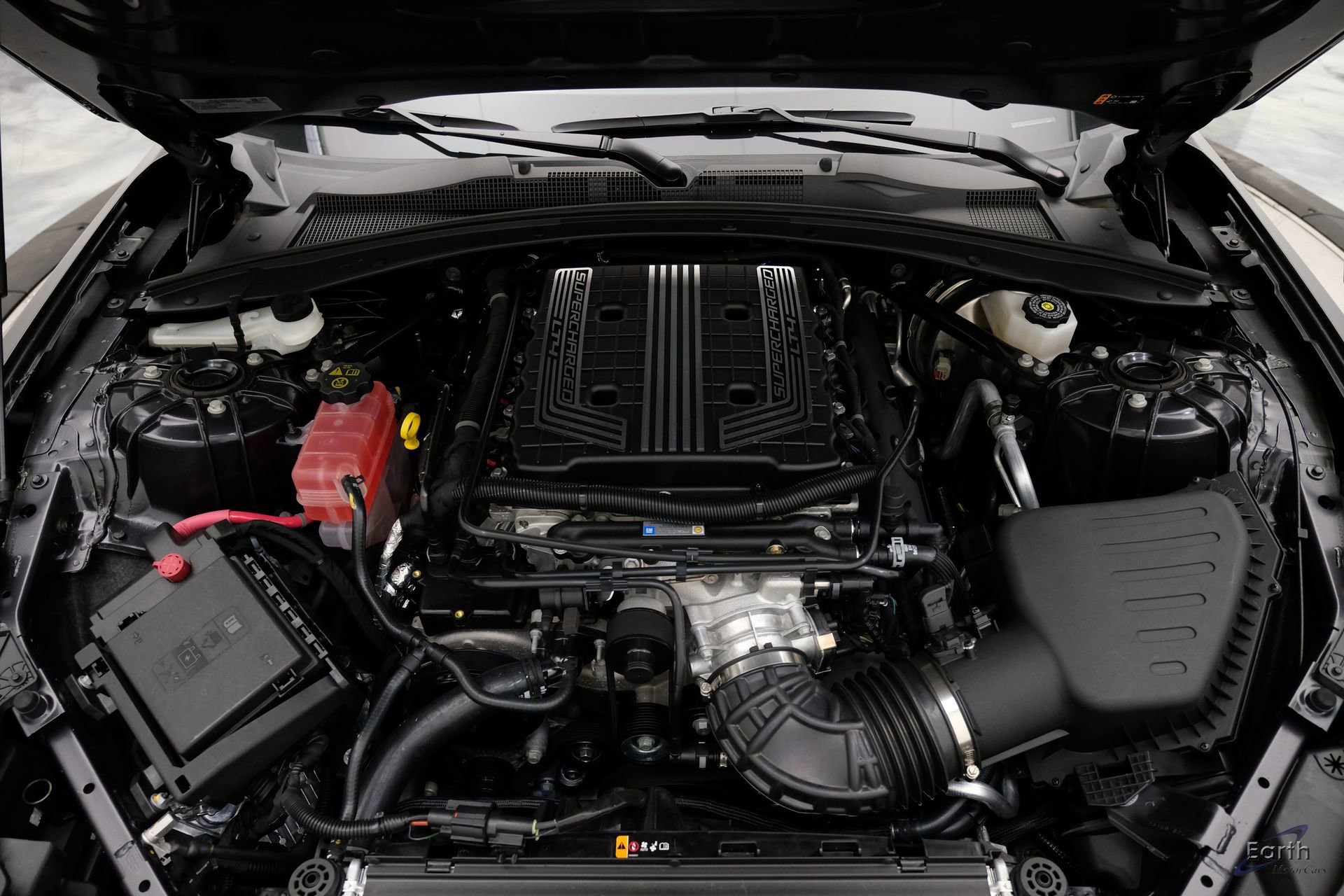 Used 2024 Chevrolet Camaro ZL1 RWD image 4