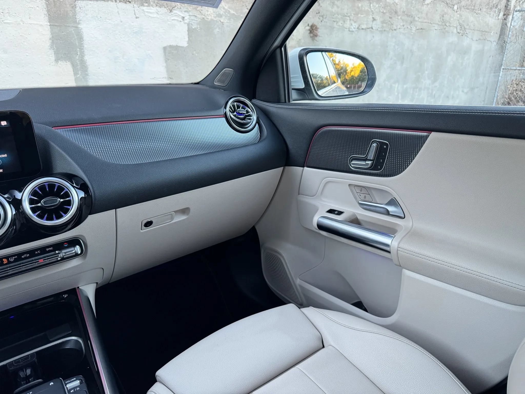 Used 2022 Mercedes-Benz GLA 250 image 42