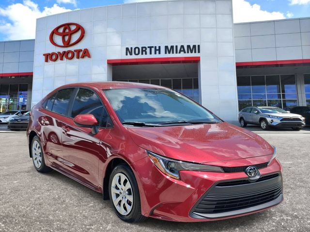 Used 2026 Toyota Corolla LE FWD image 1