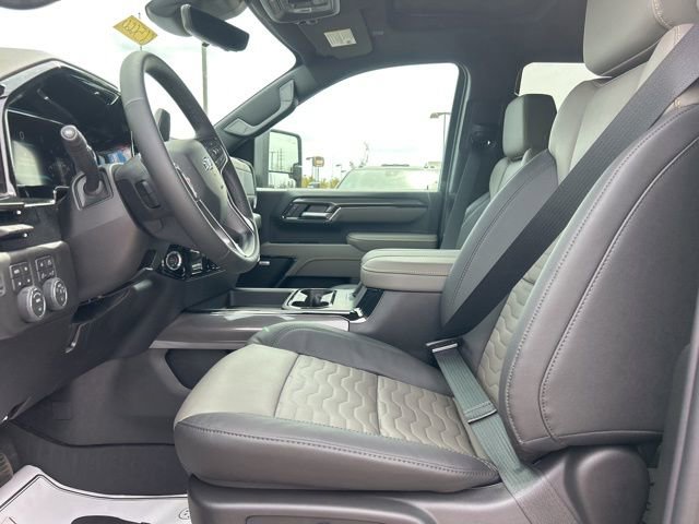 New 2026 Chevrolet Silverado 2500 ZR2 w/ LPO, Dark Essentials Package AWD/4WD image 15